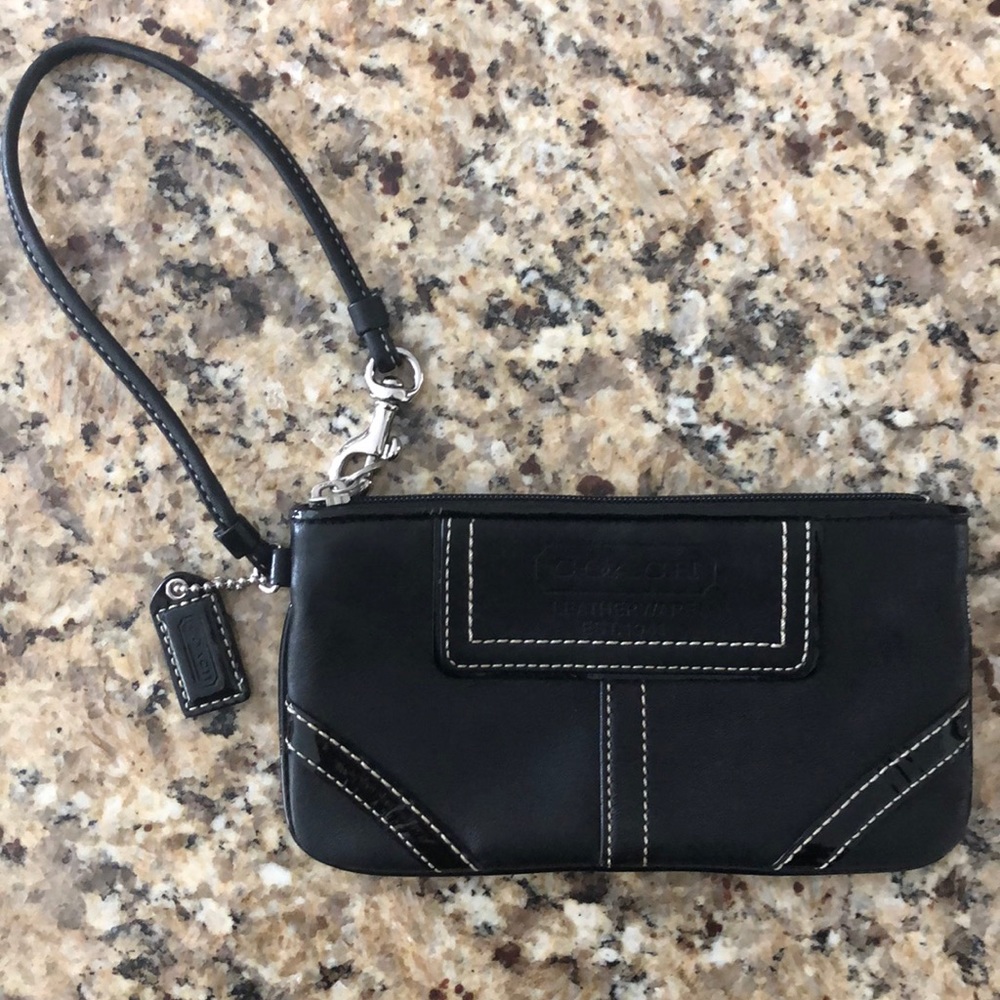Simple Black Wristlet